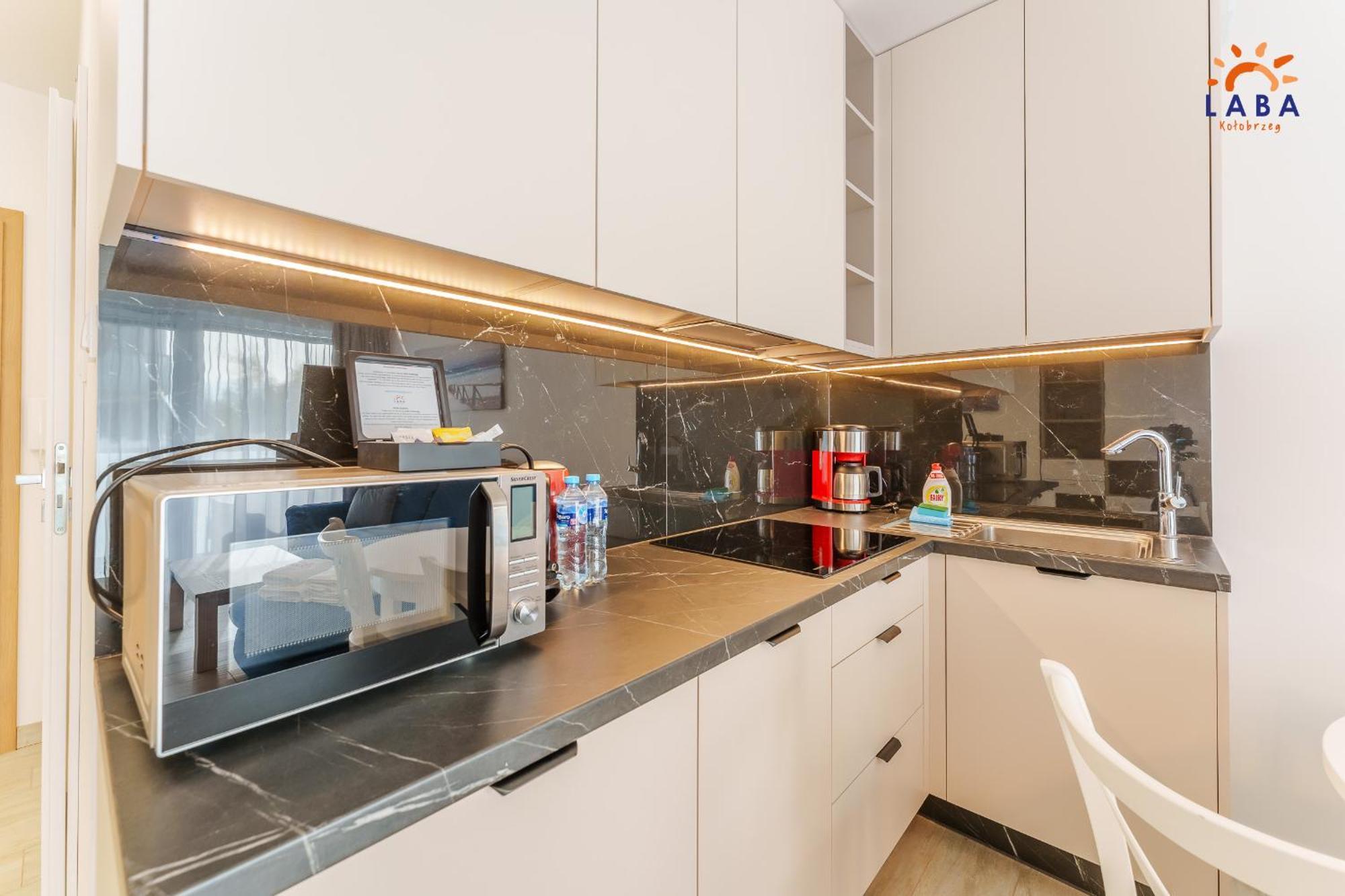 Laba Kolobrzeg Apartamenty Kasprowicza 20Ab Exterior foto